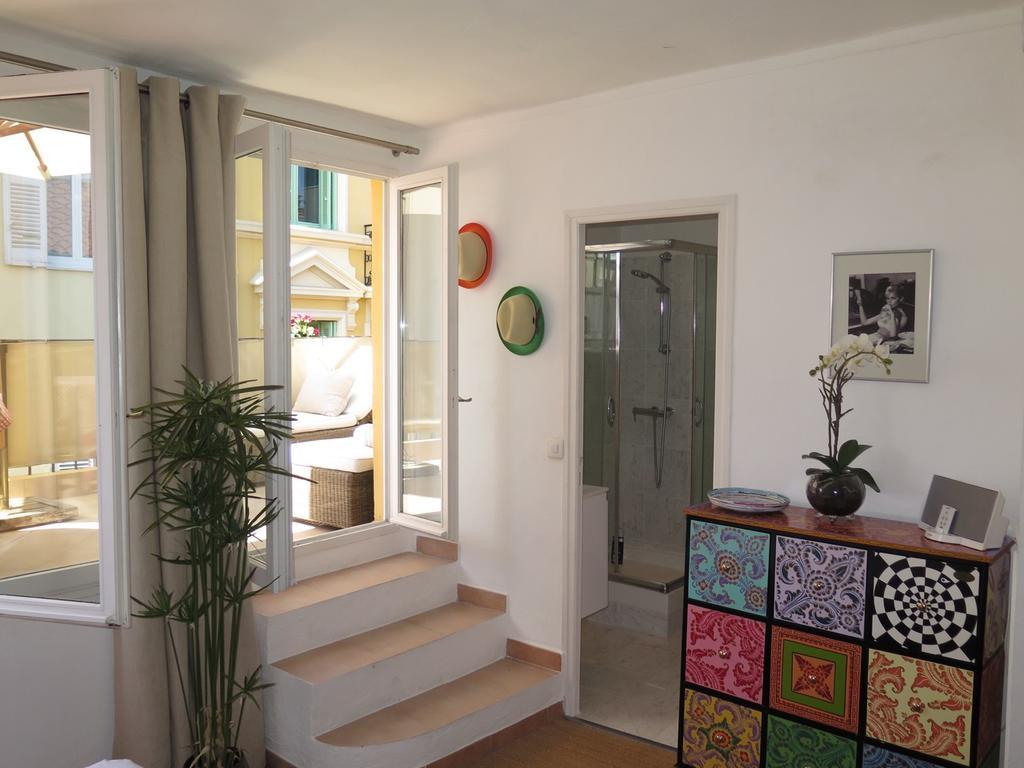 Cannes A 100 Metres Du Palais Et Des Plages Appartement Buitenkant foto